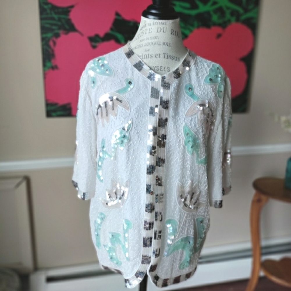 RARE 80s Vintage Brownstone Woman New York Silver and White Turtle Blouse